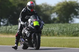 BSB Test Snetterton: Luke Mossey il più veloce, Shane Byrne finisce all'Ospedale
