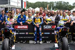 Krummenacher conquista la Superpole, Caricasulo in prima fila