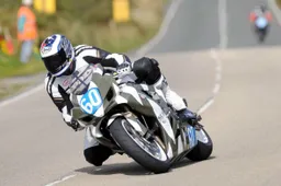 Manx Grand Prix: cancellata per il maltempo la prima giornata di prove