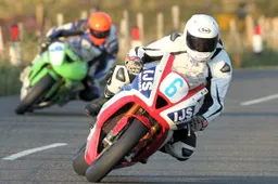 Manx Grand Prix: prove sospese per quattro incidenti, nessuna conseguenza per i piloti