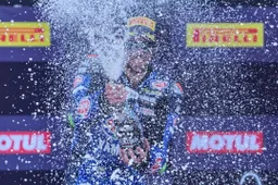 Supersport Magny Cours: Manzi incubo di Oncu, doppietta da campione