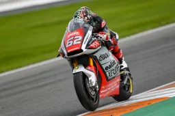 Moto2 GP Valencia: Stefano Manzi e MV Agusta, ecco la prima pole!