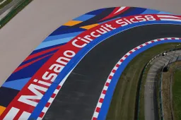 Mapei colora il motorsport e i circuiti diventano caleidoscopici