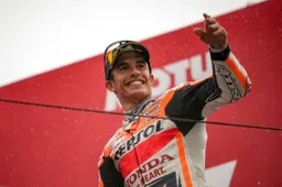 MotoGP, 'telenovela' Marc Marquez: l'ironia dei colleghi nel paddock