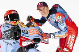 MotoGP, Lorenzo senior bacchetta Marquez: "Ecco il suo punto debole"