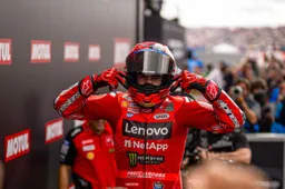 MotoGP, Tardozzi celebra Marquez: "Uno dei cinque migliori al mondo"