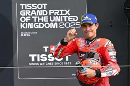 MotoGP, Marc Marquez autocritico: "Altro errore, qualcuno mi ha salvato"