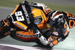 Moto2 Losail Gara: Marquez batte Iannone soltanto in volata