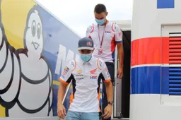 MotoGP: Marc Márquez, visita al box Honda nel Gran Premio di Catalunya