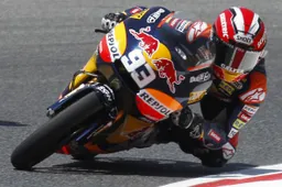 125cc Barcellona Qualifiche: Marc Marquez mago della pole