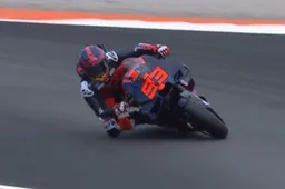 MotoGP Test Valencia, si comincia: dalla Ducati di Marc Marquez a Marini-Honda