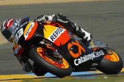 Moto2 Le Mans Warm Up: Marquez leader, a terra Bradl