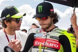 MotoGP, Aprilia pesca in Ducati: Bezzecchi verso la firma!