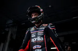 MotoGP, Bezzecchi sbaglia e fa mea culpa: "Mi scuso con Quartararo"