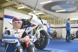 Marco Melandri OK per Magny Cours, due coste incrinate