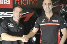 Superbike: ufficiale, Marco Melandri nuovo pilota Aprilia