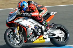 Superbike Jerez Gara 2: doppietta Melandri, doppietta Aprilia