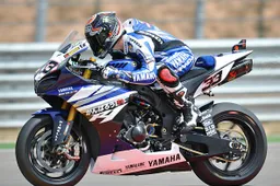 Superbike Aragon Gara 1: vince Melandri davanti a Biaggi