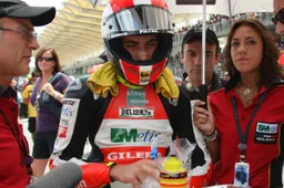 Marco Simoncelli punta al titolo e pensa alla MotoGP