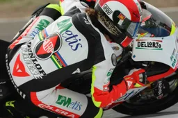 250cc Estoril Warm Up: Marco Simoncelli vola in testa
