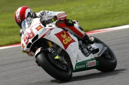 MotoGP: Marco Simoncelli "Bel passo in avanti a Silverstone"