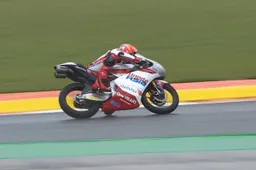 Moto3 Portimao, Prove 2: la pioggia premia Mario Suryo Aji