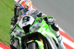 Superbike: Mark Aitchison riconfermato al Team Pedercini