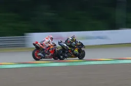 MotoGP Sachsenring: Bezzecchi così no, che rischio con Marquez!