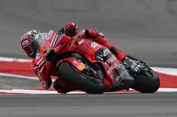 MotoGP Austin Sprint: che lotta al via, poi Marc Marquez se ne va