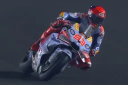 MotoGP Qatar: Prove 2 a Marc Marquez, cambio di programma per pioggia