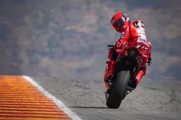 MotoGP Aragon: Marc Marquez, è pole da record! Bezzecchi che disastro