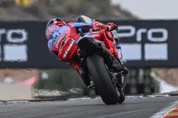 MotoGP Aragon: Marc Marquez pole spaziale, ora provate a prenderlo!