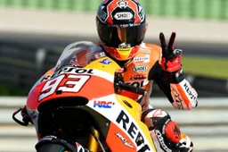 MotoGP Valencia Gara: Marquez fa 13, Rossi vice Campione