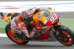 MotoGP Assen Prove 3: brutta caduta di Marc Marquez