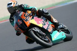 IDM Superbike Lausitzring Gara 1: vittoria di Martin Bauer con la KTM