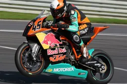 IDM Superbike: la KTM con Martin Bauer vicina alla conquista del titolo 2011