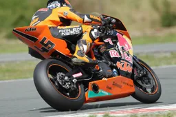 IDM Superbike: oltre 40.000 spettatori a Schleizer Dreieck