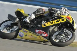 Daytona SportBike: Martin Cardenas lascia M4 Suzuki