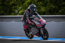 Moto3, Matteo Bertelle va a scuola: "Guardare Fenati mi aiuta"