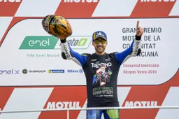 Matteo Ferrari, la storia è scritta: ecco il primo campione MotoE