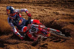 MXGP Riola Sardo: Mattia Guadagnini buona la prima, vince Calvin Vlaanderen
