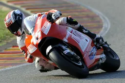 MotoGP: Mattia Pasini veloce al Mugello con la Ducati ufficiale