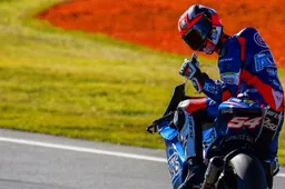 Moto2 Phillip Island, Qualifiche: Mattia Pasini in pole position, Bagnaia e Oliveira lontani