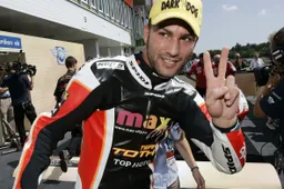 250cc: Mattia Pasini con Emmi Caffè Latte, domani in pista