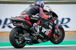 MotoGP, Vinales spinge sul turbo Aprilia: "Non ho firmato per tenere il posto"