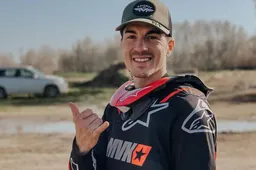 MotoGP: Maverick Viñales presto papà, la moglie è in dolce attesa