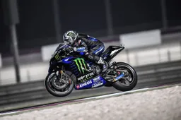 MotoGP GP Qatar: Viñales li beffa tutti, podio Ducati con Zarco e Bagnaia