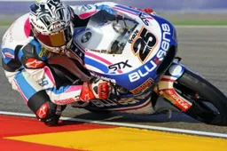 125cc Valencia Gara: Zarco out, Terol campione, vince Vinales