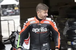 Max Biaggi, passerella al Mugello con la sua Aprilia prima della gara MotoGP