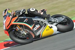 Max Biaggi e Aprilia Campioni 2012, due video celebrativi
